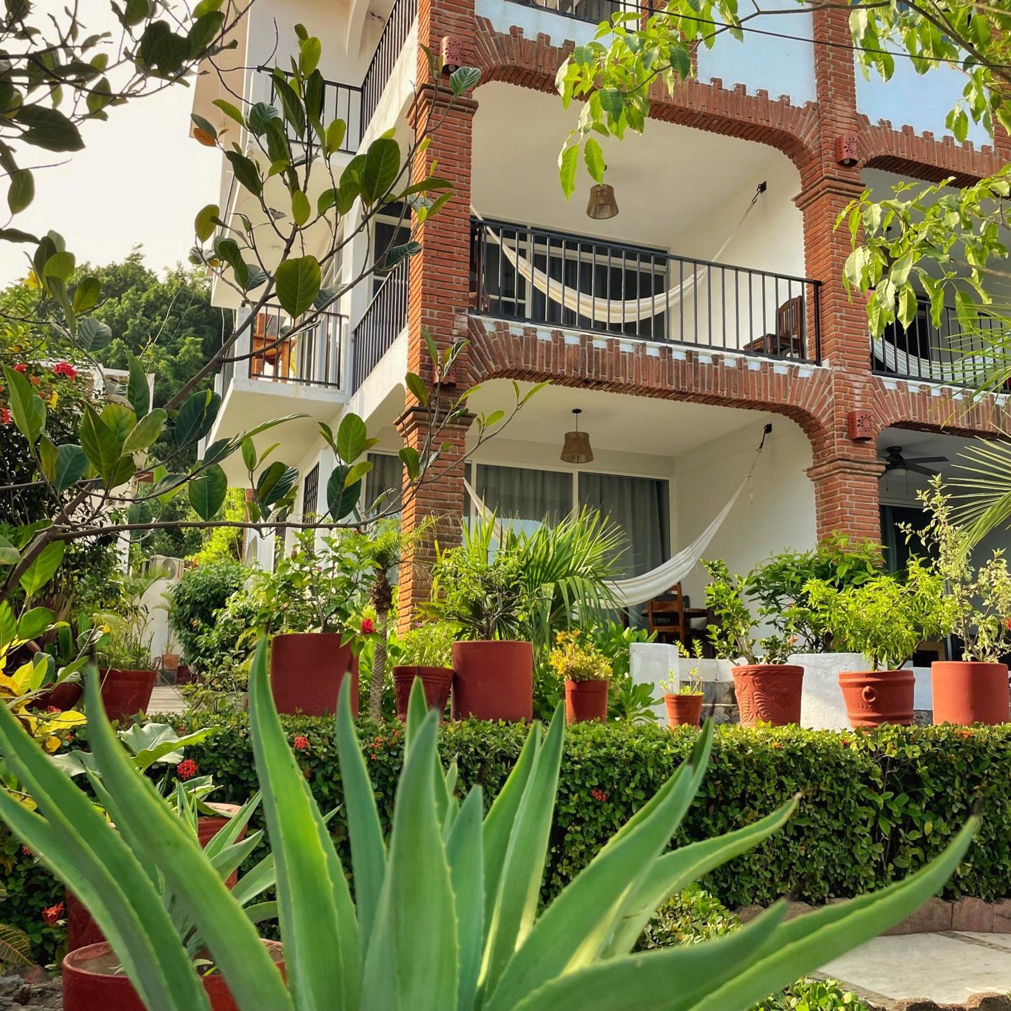זיהואטנחו Hotel Villas Ema מראה חיצוני תמונה
